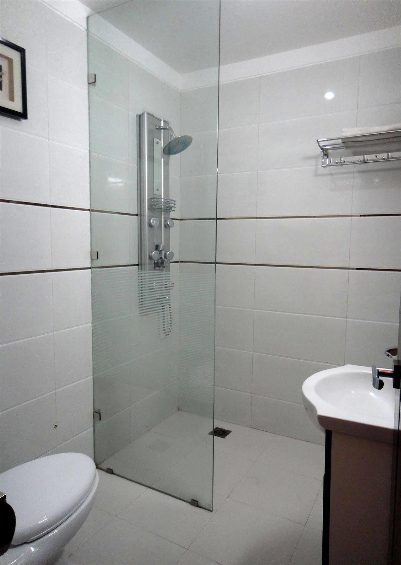 Hotel Orbit 34 Chandīgarh Buitenkant foto